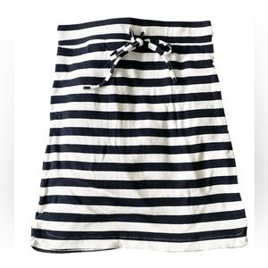 Navy blue / white striped skirt